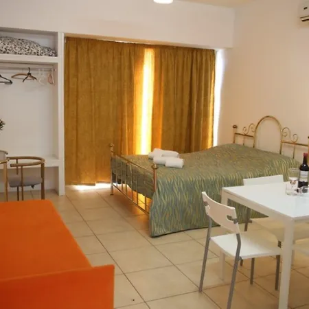 King's Holiday Апартаменты *