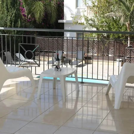 King's Holiday Апартаменты *