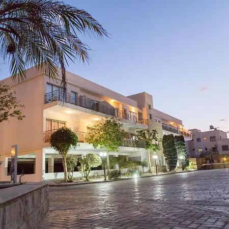King's Holiday Apartment Paphos