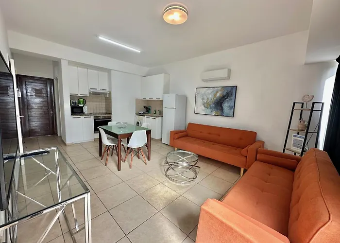 King's Holiday * Paphos